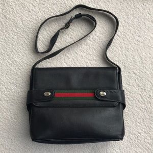 Gucci black leather crossbody vintage